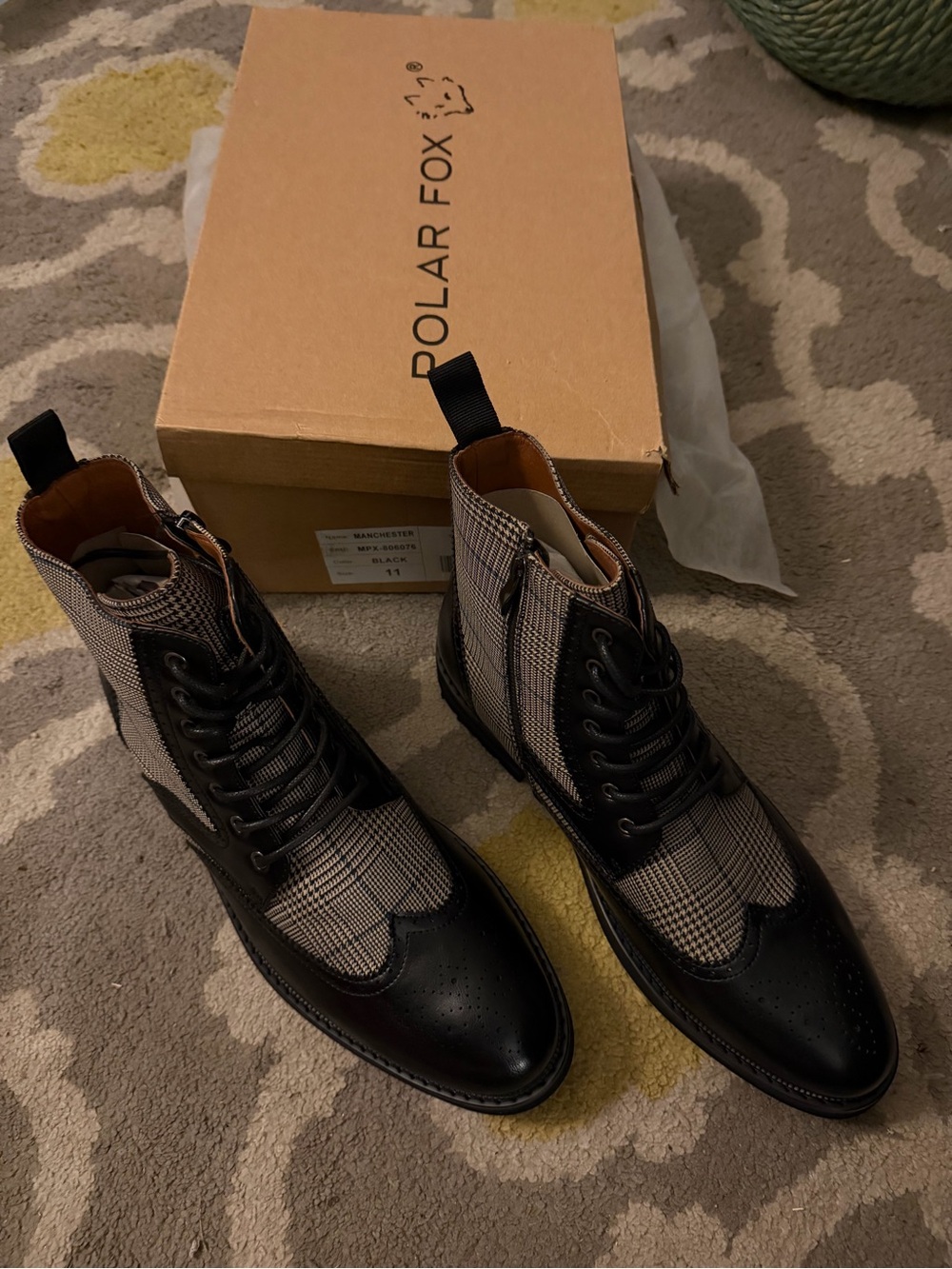 Men’s Black & Tan Plaid Wingtip Lace-Up Boots